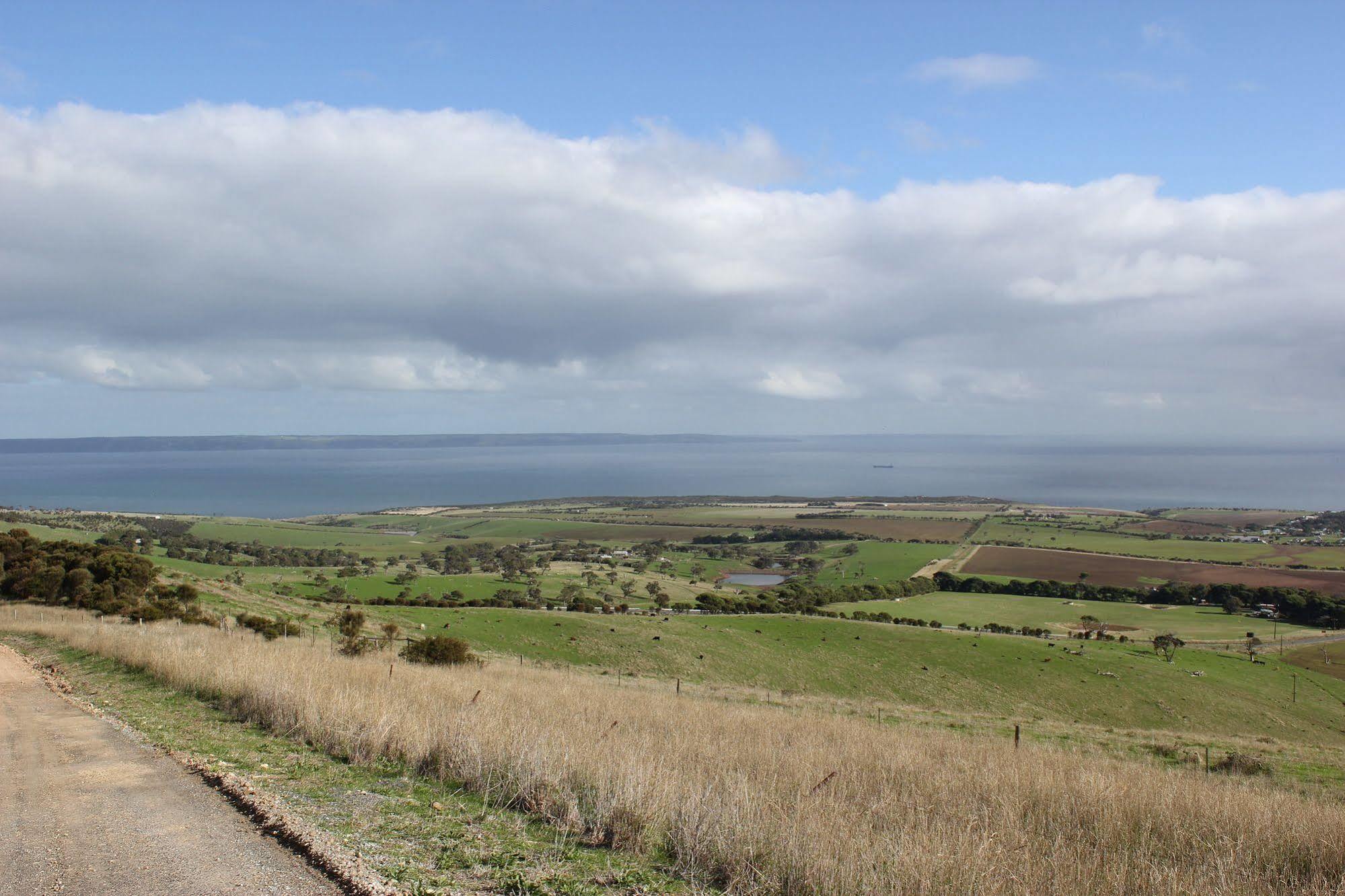 Cape Jervis Accommodation & Caravan Park Yankalilla Esterno foto